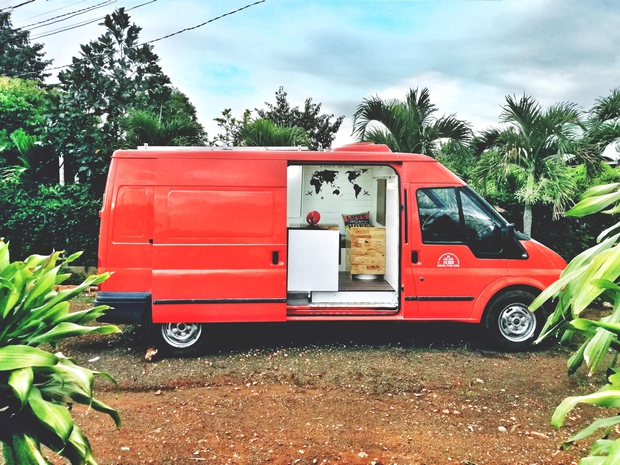 Cặp vợ chồng Đắk Lắk chi hơn 200 triệu hô biến xe thành nhà, đi gần hết Việt Nam trên chiếc mobihome cực chất - Ảnh 7.