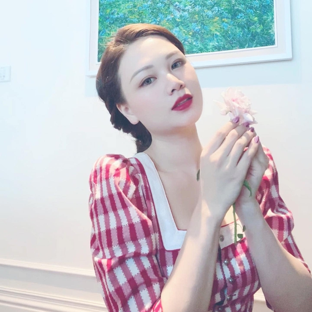Bồ cũ thiếu gia khoe ảnh thời trẻ của ông bà, nhan sắc cực phẩm thế bảo sao con cháu được hưởng sái - Ảnh 3. Bồ cũ thiếu gia khoe ảnh thời trẻ của ông bà, nhan sắc cực phẩm thế bảo sao con cháu được hưởng sái - Ảnh 3.