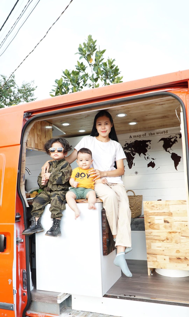 Cặp vợ chồng Đắk Lắk chi hơn 200 triệu hô biến xe thành nhà, đi gần hết Việt Nam trên chiếc mobihome cực chất - Ảnh 8.