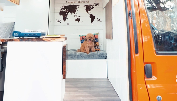 Cặp vợ chồng Đắk Lắk chi hơn 200 triệu hô biến xe thành nhà, đi gần hết Việt Nam trên chiếc mobihome cực chất - Ảnh 13.