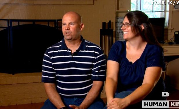 Bé gái sinh ra “không có mặt” khiến cả thế giới ngỡ ngàng gây bất ngờ với diện mạo và cuộc sống sau nhiều năm - Ảnh 9.