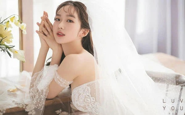 Han Ji Hyun - Tiểu thư xấc láo của Penthouse 2: Đỗ một lần 6 trường đại học, cầm kì thi họa chuyện gì cũng cân tất! - Ảnh 3.