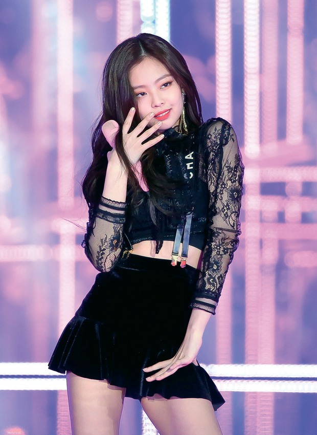 Cnet mỉa mai Jennie vì sai vũ đạo: Đi từ nhà bạn trai đến concert thì sao nhảy đúng được? - Ảnh 11. Cnet mỉa mai Jennie vì sai vũ đạo: Đi từ nhà bạn trai đến concert thì sao nhảy đúng được? - Ảnh 11.