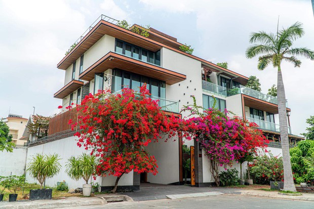 Hoa hậu lấy chồng đại gia có biệt thự rộng 1200m2 giá 200 tỷ ở đất vàng quận 2 - Ảnh 1. Hoa hậu lấy chồng đại gia có biệt thự rộng 1200m2 giá 200 tỷ ở đất vàng quận 2 - Ảnh 1.