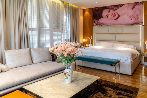 Hoa hậu lấy chồng đại gia có biệt thự rộng 1200m2 giá 200 tỷ ở đất vàng quận 2 - Ảnh 11. Hoa hậu lấy chồng đại gia có biệt thự rộng 1200m2 giá 200 tỷ ở đất vàng quận 2 - Ảnh 11.