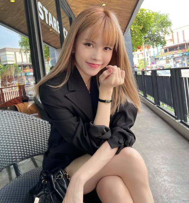 Thiều Bảo Trâm tươi tắn đi quay show cùng Sam hậu ồn ào chia tay Sơn Tùng M-TP - Ảnh 2.