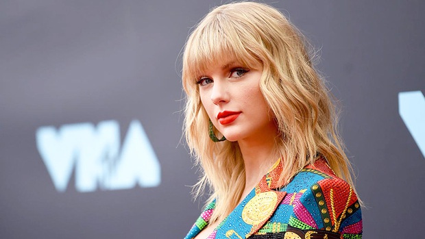 Nam ca sĩ chửi đổng GRAMMYs nhưng Taylor Swift bị đổ vỏ, Jennie (BLACKPINK) cũng bị réo tên? - Ảnh 8. Nam ca sĩ chửi đổng GRAMMYs nhưng Taylor Swift bị đổ vỏ, Jennie (BLACKPINK) cũng bị réo tên? - Ảnh 8.