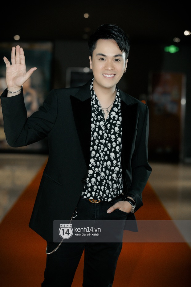 Trấn Thành bất ngờ ôm mặt khóc cạnh Tuấn Trần tại họp báo Bố Già Hà Nội, vụ gì nữa đây? - Ảnh 11.