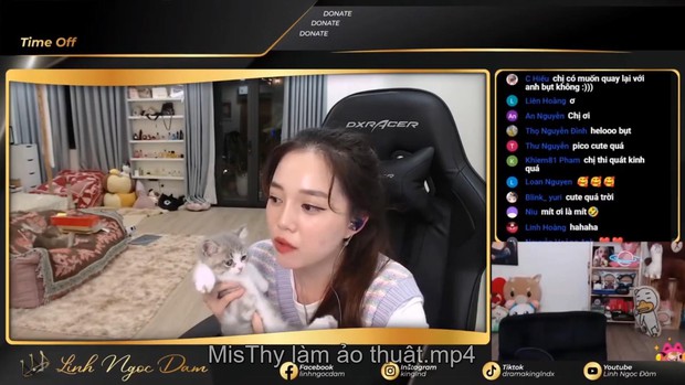 Làm ảo thuật ngay trên livestream, MisThy khiến Linh Ngọc Đàm và fan mắt chữ A, miệng chữ O - Ảnh 1.