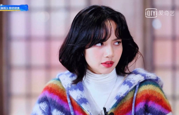 Lisa khoe vũ đạo ở Thanh Xuân Có Bạn, netizen lại thắc mắc: Ai giàu tới mức cho 200 tỷ để bả rẽ mái vậy? - Ảnh 6. Lisa khoe vũ đạo ở Thanh Xuân Có Bạn, netizen lại thắc mắc: Ai giàu tới mức cho 200 tỷ để bả rẽ mái vậy? - Ảnh 6.
