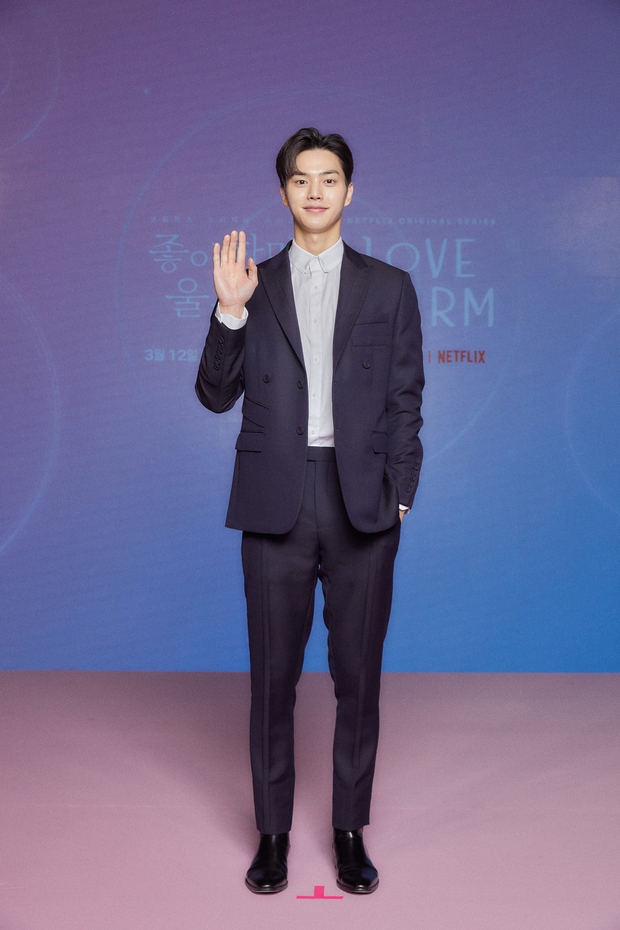 Ngồi kế Song Kang, Kim So Hyun vẫn chọn Jung Ga Ram làm bạn trai: Ai cũng hấp dẫn nhưng tôi thích Hye Yeong... - Ảnh 2. Ngồi kế Song Kang, Kim So Hyun vẫn chọn Jung Ga Ram làm bạn trai: Ai cũng hấp dẫn nhưng tôi thích Hye Yeong... - Ảnh 2.