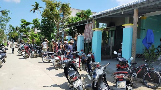 Truy tìm 2 kẻ lạ mặt đột nhập trói nữ chủ nhà để cướp tiền - Ảnh 2.