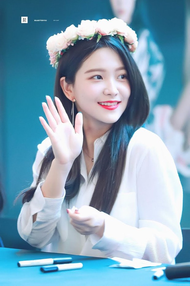 Dàn búp bê sống của Kpop: Jisoo so kè ác liệt với nữ thần lai Nancy, “thánh body” Gen Z và em út nhà JYP mắt to hiếm có - Ảnh 9. Dàn búp bê sống của Kpop: Jisoo so kè ác liệt với nữ thần lai Nancy, “thánh body” Gen Z và em út nhà JYP mắt to hiếm có - Ảnh 9.