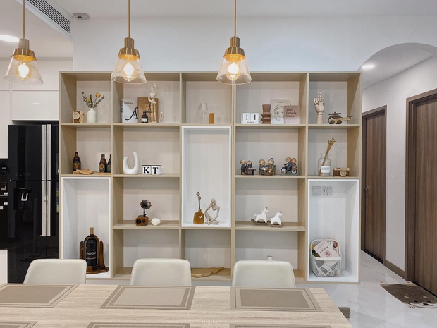Cặp vợ chồng thiết kế nhà theo tông trắng - nâu đơn giản mà sang cực, nghe chia sẻ ý nghĩa tổ ấm là thấy ngưỡng mộ liền - Ảnh 6. Cặp vợ chồng thiết kế nhà theo tông trắng - nâu đơn giản mà sang cực, nghe chia sẻ ý nghĩa tổ ấm là thấy ngưỡng mộ liền - Ảnh 6.