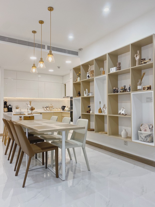 Cặp vợ chồng thiết kế nhà theo tông trắng - nâu đơn giản mà sang cực, nghe chia sẻ ý nghĩa tổ ấm là thấy ngưỡng mộ liền - Ảnh 5. Cặp vợ chồng thiết kế nhà theo tông trắng - nâu đơn giản mà sang cực, nghe chia sẻ ý nghĩa tổ ấm là thấy ngưỡng mộ liền - Ảnh 5.