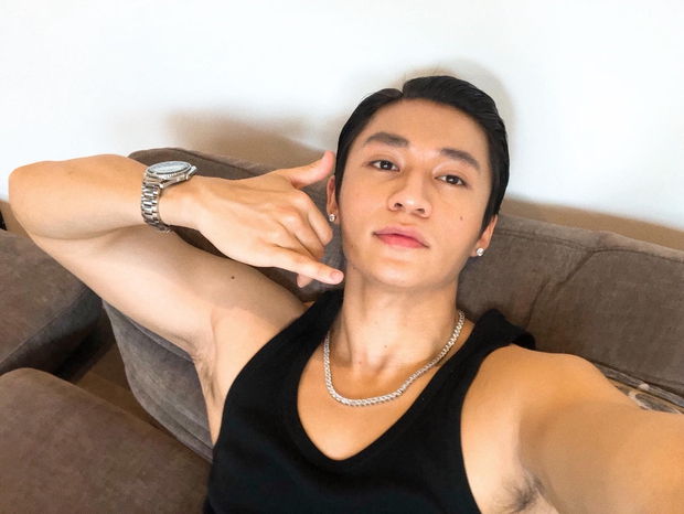 Ngồi ghế nóng chưa đầy 2 tháng, chàng mẫu sexy Tiến Thịnh đã thành nam chính trong show tỏ tình - Ảnh 11. Ngồi ghế nóng chưa đầy 2 tháng, chàng mẫu sexy Tiến Thịnh đã thành nam chính trong show tỏ tình - Ảnh 11.
