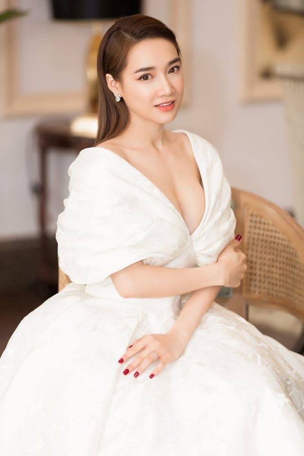 Kệ ai cố chôn vùi ảnh, Nhã Phương lại tự tung luôn hình bị chụp lén lên MXH: Ra sao mà mẹ bỉm tự tin thế? - Ảnh 7. Kệ ai cố chôn vùi ảnh, Nhã Phương lại tự tung luôn hình bị chụp lén lên MXH: Ra sao mà mẹ bỉm tự tin thế? - Ảnh 7.