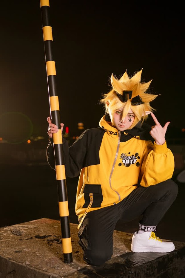 Nam cosplayer gây lú nhất hệ mặt trời, giả gái quá giống khiến fan ruột cũng phải ăn quả lừa - Ảnh 7.