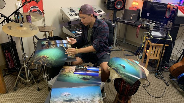 Một nghệ sĩ Việt có tên trong danh sách đề cử big four của Grammy 2021, chung mâm với ekip của Taylor Swift và Dua Lipa? - Ảnh 1.