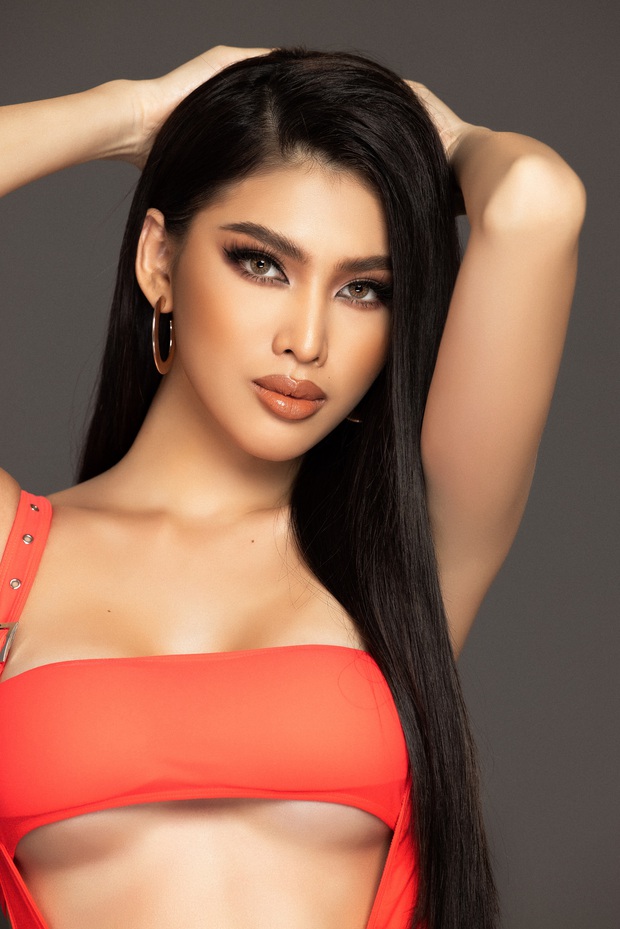 Nóng hơn ngày hè là màn đọ body của 2 nàng hậu 10X: Vòng 1 Kiều Loan cực khủng, Ngọc Thảo quá sexy trước thềm bán kết Miss Grand - Ảnh 4.