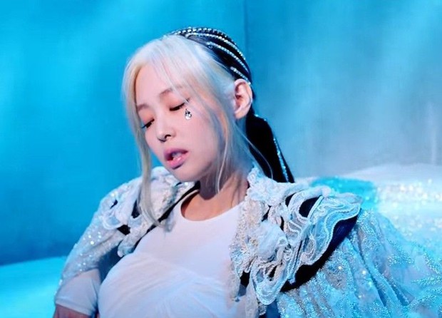 YG xóa ảnh của Jennie (BLACKPINK) trên Spotify rồi sửa sai tên, mang tiếng công chúa nhưng bị đối xử hời hợt khiến fan ngán ngẩm - Ảnh 4.