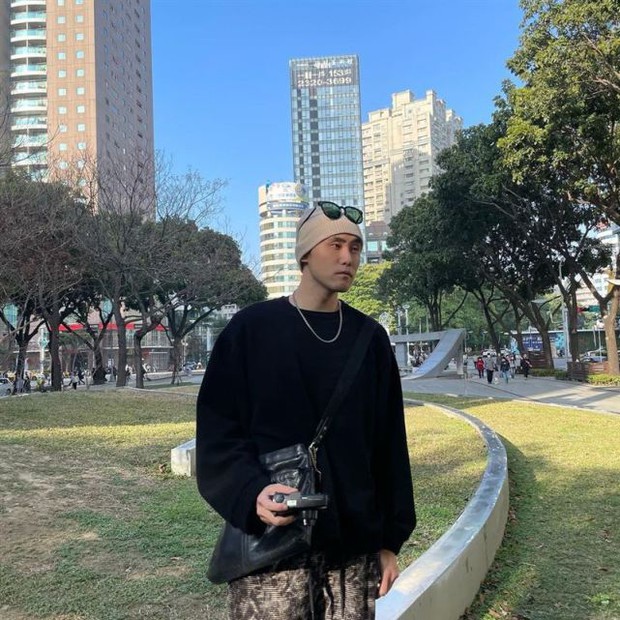 Tập thể dục đêm khuya, mỹ nam đình đám showbiz Đài đột tử ở tuổi 23 - Ảnh 3.