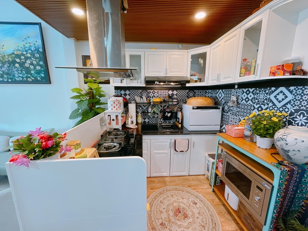 Cặp vợ chồng chi 120 triệu tự cải tạo lại căn nhà nhỏ trên Đà Lạt, bất ngờ nhất là màn lột xác không gian bếp - Ảnh 6. Cặp vợ chồng chi 120 triệu tự cải tạo lại căn nhà nhỏ trên Đà Lạt, bất ngờ nhất là màn lột xác không gian bếp - Ảnh 6.