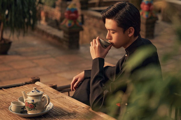 Đầu tư 22 triệu chụp kỷ yếu mang đậm nét Việt, lớp học nhận được bộ ảnh ưng ý hết nấc! - Ảnh 4. Đầu tư 22 triệu chụp kỷ yếu mang đậm nét Việt, lớp học nhận được bộ ảnh ưng ý hết nấc! - Ảnh 4.