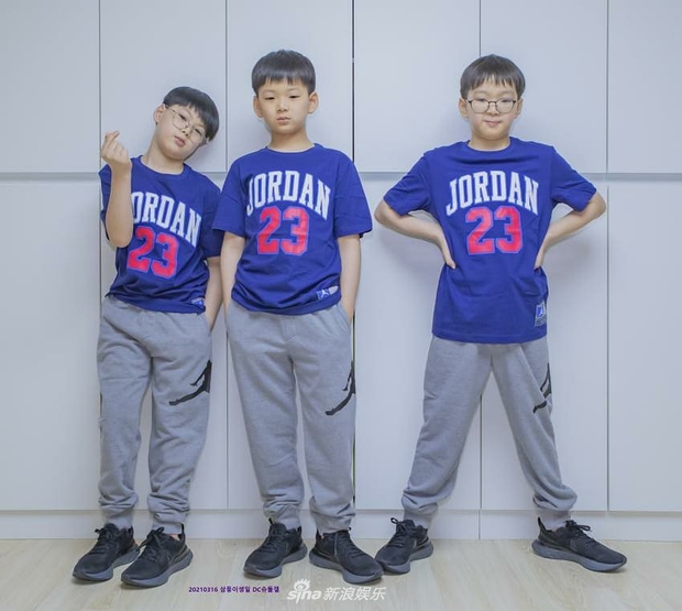 Ảnh sinh nhật 9 tuổi của Daehan - Manse - Minguk gây bất ngờ: Ba hoàng tử bé khoe chân siêu dài, visual khác hẳn ngày trước - Ảnh 4. Ảnh sinh nhật 9 tuổi của Daehan - Manse - Minguk gây bất ngờ: Ba hoàng tử bé khoe chân siêu dài, visual khác hẳn ngày trước - Ảnh 4.