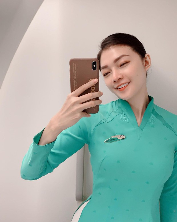 Háo hức làm KOL, hoa khôi tiếp viên hàng không bị hớ vì bê nguyên cả phần nhắc bài của nhãn hàng lên story - Ảnh 1. Háo hức làm KOL, hoa khôi tiếp viên hàng không bị hớ vì bê nguyên cả phần nhắc bài của nhãn hàng lên story - Ảnh 1.