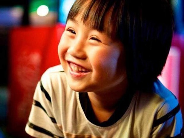 2 tuổi đã nổi tiếng khắp châu Á, kiếm được cả chục tỷ đồng nhưng cuộc sống hiện tại của sao nhí này gây ngỡ ngàng cực độ - Ảnh 2. 2 tuổi đã nổi tiếng khắp châu Á, kiếm được cả chục tỷ đồng nhưng cuộc sống hiện tại của sao nhí này gây ngỡ ngàng cực độ - Ảnh 2.