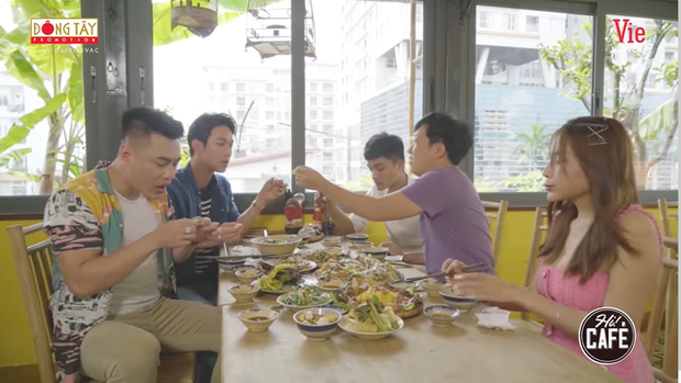 Trường Giang: Nghệ sĩ là thế đấy, toàn canh anh em khác mở quán để tới ăn chực miễn phí - Ảnh 4. Trường Giang: Nghệ sĩ là thế đấy, toàn canh anh em khác mở quán để tới ăn chực miễn phí - Ảnh 4.