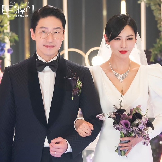 Ác nữ Penthouse Kim So Yeon gây bão trong ảnh đám cưới tối nay: Mặt như đâm lê nhưng nhan sắc đúng là mê chữ ê kéo dài - Ảnh 6. Ác nữ Penthouse Kim So Yeon gây bão trong ảnh đám cưới tối nay: Mặt như đâm lê nhưng nhan sắc đúng là mê chữ ê kéo dài - Ảnh 6.