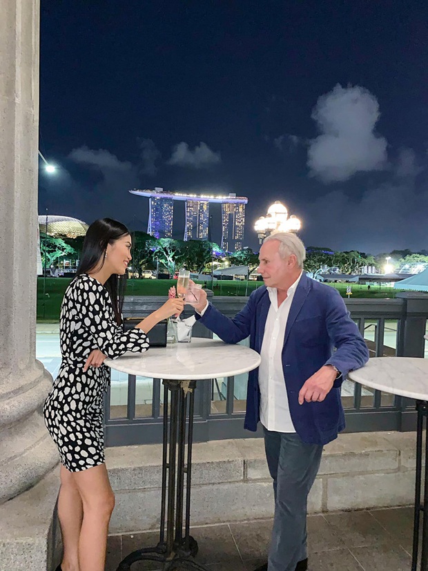 Bạn gái tỷ phú, con dâu nhà hào môn - họ đã gặp chân ái đời mình ở đâu? - Ảnh 12. Bạn gái tỷ phú, con dâu nhà hào môn - họ đã gặp chân ái đời mình ở đâu? - Ảnh 12.