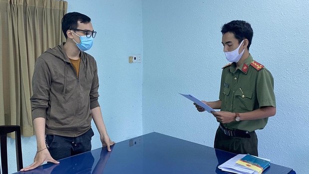 Bệnh nhân 1342 làm lây lan dịch Covid-19, gây thiệt hại hơn 4 tỷ đồng - Ảnh 1. Bệnh nhân 1342 làm lây lan dịch Covid-19, gây thiệt hại hơn 4 tỷ đồng - Ảnh 1.