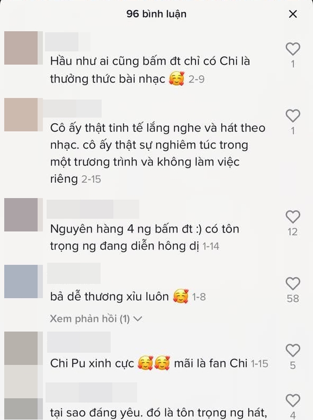 Khoảnh khắc điểm 10: Ai cũng mải bấm điện thoại, duy nhất Chi Pu chăm chú theo dõi và say sưa hát theo - Ảnh 4. Khoảnh khắc điểm 10: Ai cũng mải bấm điện thoại, duy nhất Chi Pu chăm chú theo dõi và say sưa hát theo - Ảnh 4.