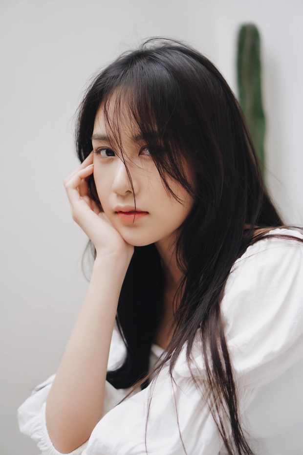 Ông trùm vai phản diện - NSND Trần Nhượng hóa ra có một cô con gái xinh như hot girl! - Ảnh 1. Ông trùm vai phản diện - NSND Trần Nhượng hóa ra có một cô con gái xinh như hot girl! - Ảnh 1.