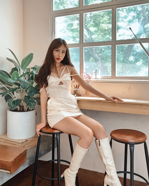 Ông trùm vai phản diện - NSND Trần Nhượng hóa ra có một cô con gái xinh như hot girl! - Ảnh 4. Ông trùm vai phản diện - NSND Trần Nhượng hóa ra có một cô con gái xinh như hot girl! - Ảnh 4.