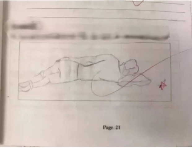 Đề bài: Vẽ tư thế ngủ của mẹ, cậu nhóc đưa ra sản phẩm khiến mẹ ngượng tím mặt, giáo viên cũng phải cạn lời - Ảnh 2.