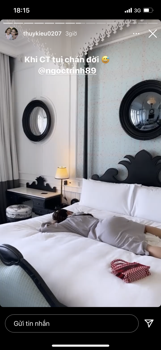 Ngọc Trinh ăn diện đốt mắt đi sự kiện với đại sứ cách ly Vũ Khắc Tiệp, Thuý Kiều đi theo hưởng sái cả bầu trời sang chảnh - Ảnh 5.