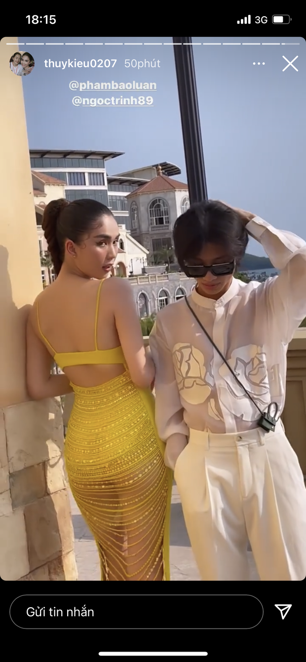 Ngọc Trinh ăn diện đốt mắt đi sự kiện với đại sứ cách ly Vũ Khắc Tiệp, Thuý Kiều đi theo hưởng sái cả bầu trời sang chảnh - Ảnh 4.