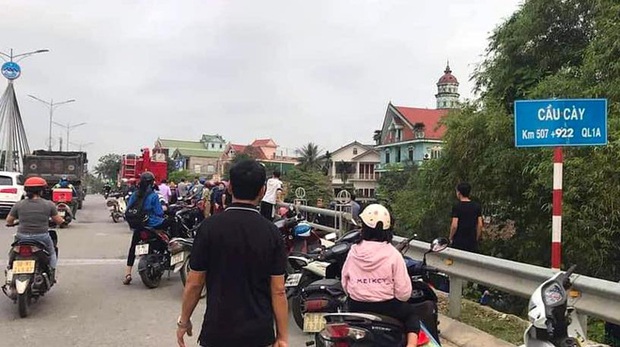 Nhảy xuống sông cứu bạn gái tự tử, nam thanh niên bị nước nhấn chìm mất tích - Ảnh 1. Nhảy xuống sông cứu bạn gái tự tử, nam thanh niên bị nước nhấn chìm mất tích - Ảnh 1.