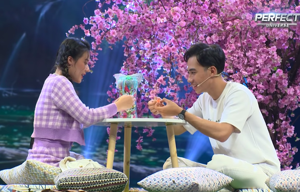 Ngôn Tình Hoàn Mỹ: Nam diễn viên từ chối cả Hoa hậu Nhật Hà, mượn Fanny để tỏ tình với bạn thân! - Ảnh 6. Ngôn Tình Hoàn Mỹ: Nam diễn viên từ chối cả Hoa hậu Nhật Hà, mượn Fanny để tỏ tình với bạn thân! - Ảnh 6.