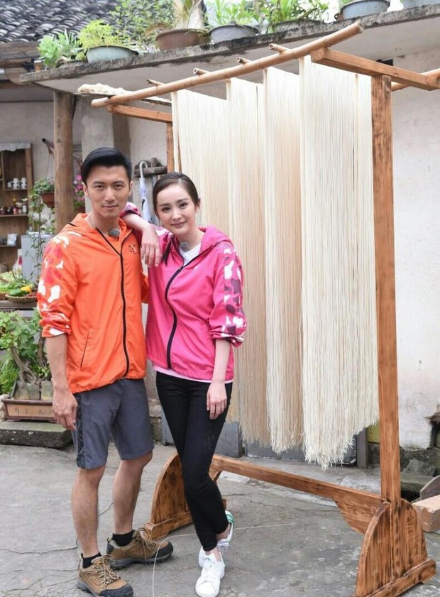 Dương Mịch - Tạ Đình Phong chuẩn bị công bố kết hôn, thông báo lan tràn khiến Cnet hoang mang - Ảnh 2. Dương Mịch - Tạ Đình Phong chuẩn bị công bố kết hôn, thông báo lan tràn khiến Cnet hoang mang - Ảnh 2.