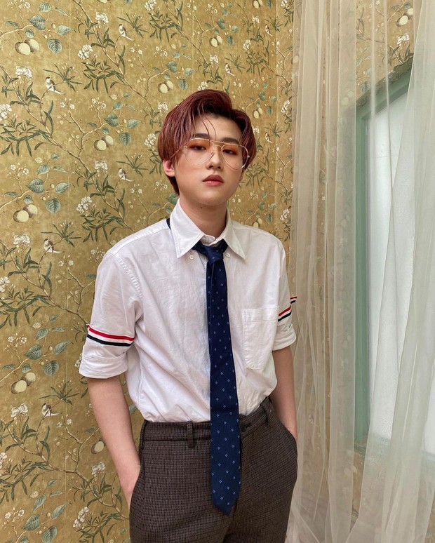 Rich kid Nhất Hoàng vô tình lộ mặt mộc trên livestream khi chưa kịp chọn filter - Ảnh 1. Rich kid Nhất Hoàng vô tình lộ mặt mộc trên livestream khi chưa kịp chọn filter - Ảnh 1.