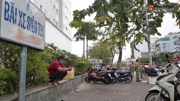 Vụ 2 cô gái trẻ rơi chung cư tử vong ở TP.HCM: Cư dân thấy 2 người mặc áo khoác đen đi thang máy lên sân thượng - Ảnh 6. Vụ 2 cô gái trẻ rơi chung cư tử vong ở TP.HCM: Cư dân thấy 2 người mặc áo khoác đen đi thang máy lên sân thượng - Ảnh 6.