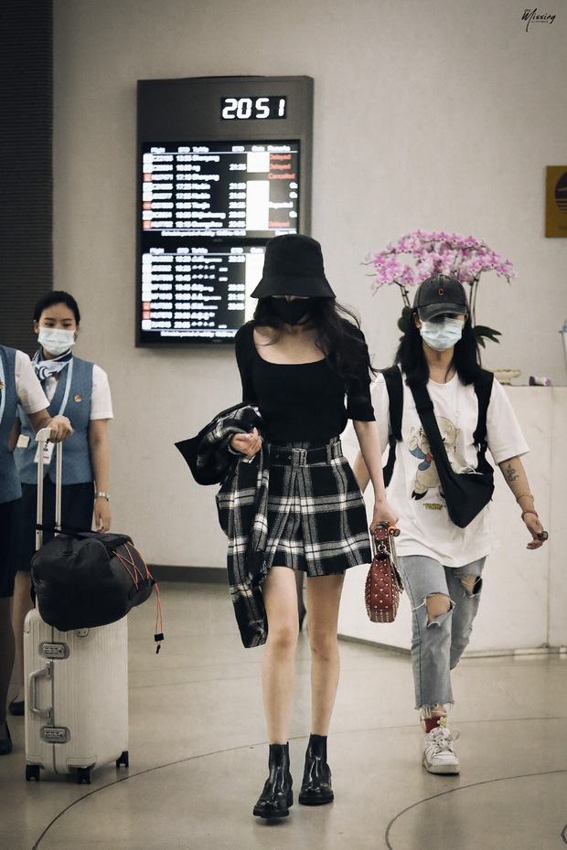 Dương Mịch mở màn trào lưu hot Vòng eo manga: Động tác sexy hết nấc, body thế này ai dám đọ lại - Ảnh 5.