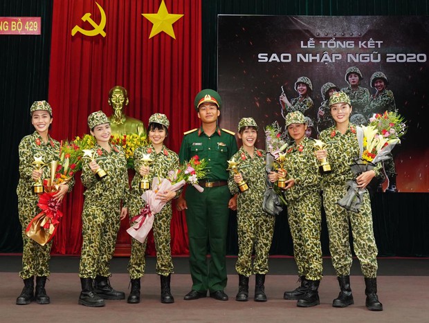 Khánh Vân tiết lộ Mũi trưởng Long là chú bé khóc nhè, gọi điện khóc lóc trong ngày dàn nữ chiến binh xuất ngũ - Ảnh 3. Khánh Vân tiết lộ Mũi trưởng Long là chú bé khóc nhè, gọi điện khóc lóc trong ngày dàn nữ chiến binh xuất ngũ - Ảnh 3.