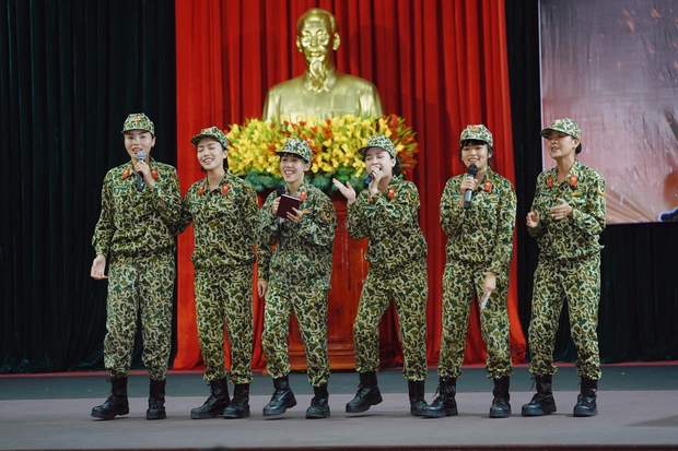 Khánh Vân tiết lộ Mũi trưởng Long là chú bé khóc nhè, gọi điện khóc lóc trong ngày dàn nữ chiến binh xuất ngũ - Ảnh 11. Khánh Vân tiết lộ Mũi trưởng Long là chú bé khóc nhè, gọi điện khóc lóc trong ngày dàn nữ chiến binh xuất ngũ - Ảnh 11.