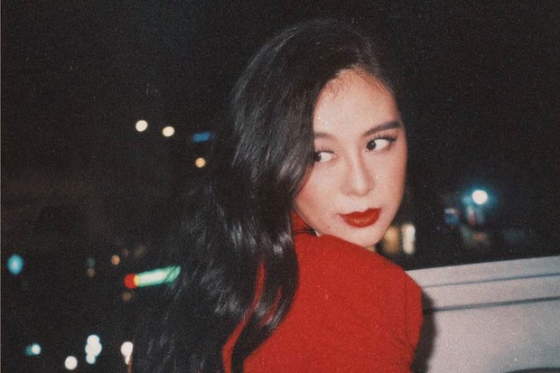 Khánh Vân xả kho loạt ảnh tự chụp cho Nam Thư, thành quả thế nào mà netizen rần rần gọi tên Phạm Băng Băng?  - Ảnh 6.